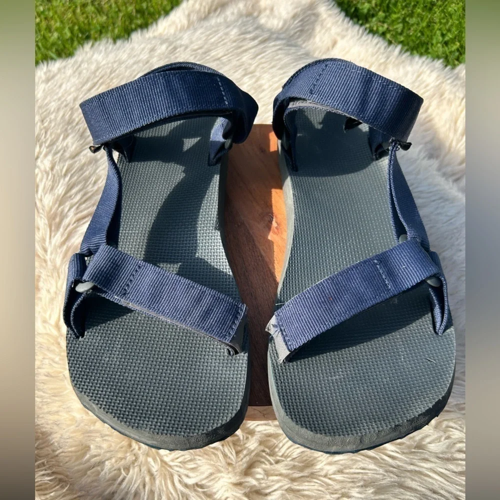 Original universal urban men’s Navy Blue sandals size 11